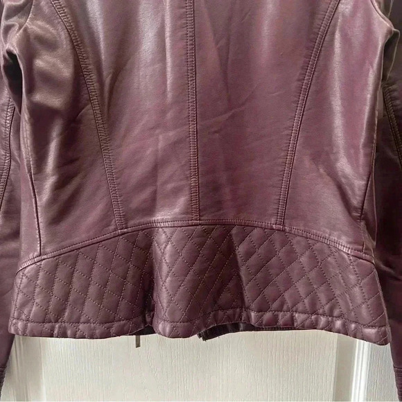 Ricki’s Faux Leather Jacket Moto Biker Vegan Burgundy Oxblood Plum Maroon Size 4 - Picture 11 of 15